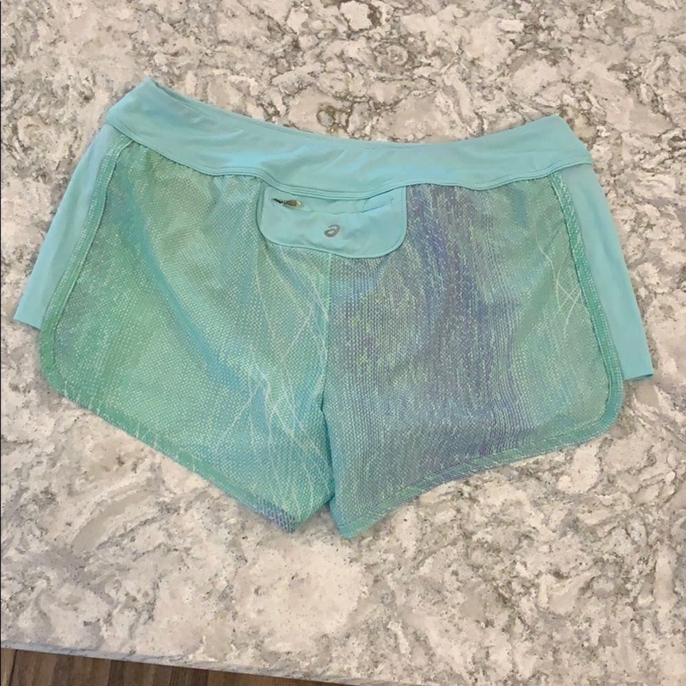 ASICS Running Shorts Size Large - Picture 3 of 5